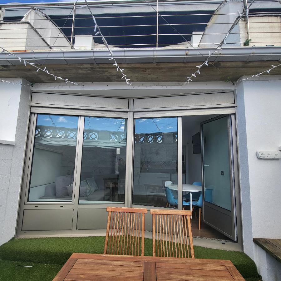 סואנסס Apartamentos El Caserio מראה חיצוני תמונה
